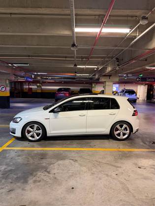 VOLKSWAGEN GOLF 2.0 TSI GTI 16V TURBO GASOLINA 4P AUTOMÁTICO